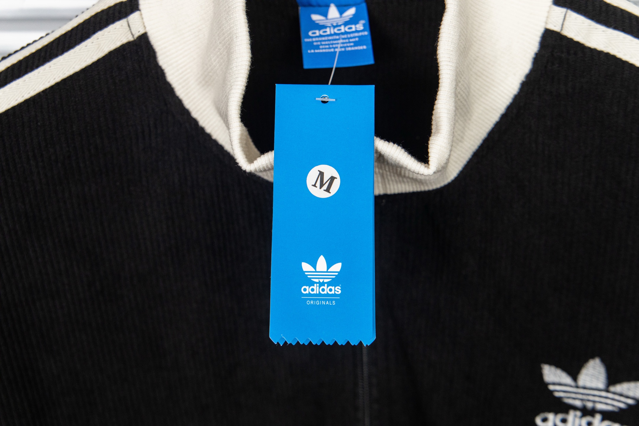 Adidas Three-leaf Waffle Sports Coat for Youth: Beige and Black Options, Sizes M-XL - 图片 3