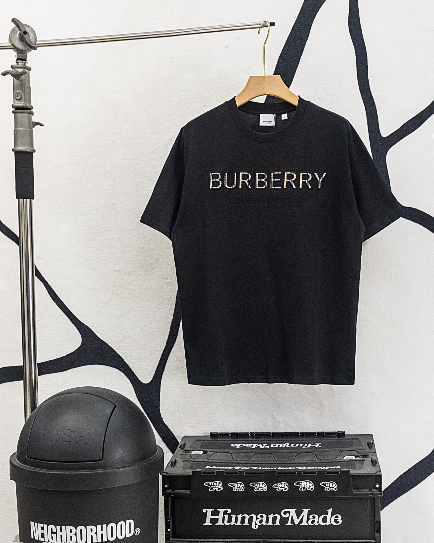 @95 (versión alta con lavado pesado) Número de estilo: A09 BURBERRY BURBERRY Letras en relieve de Burberry Logotipo gra…