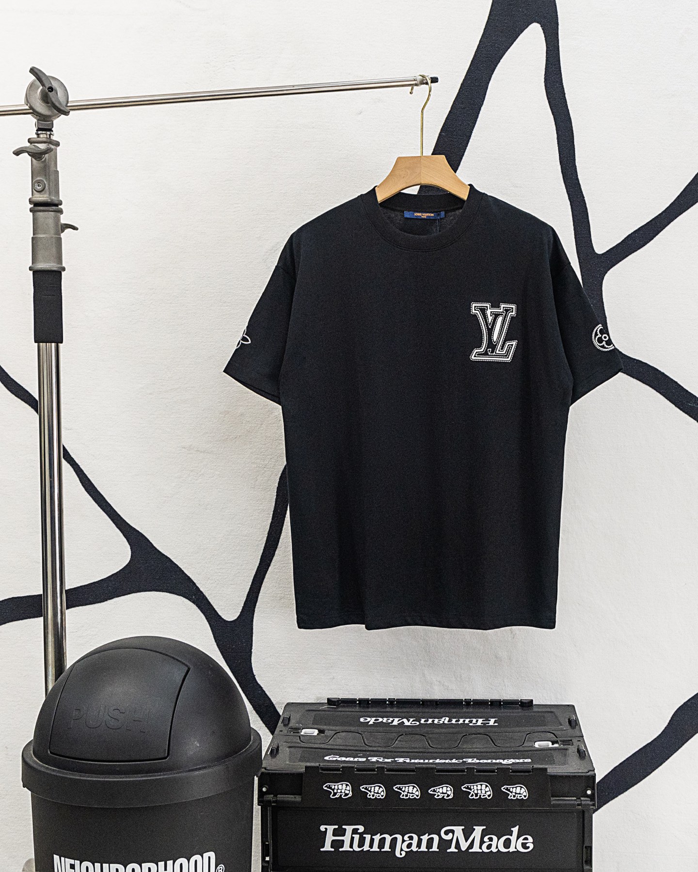 P85 Nº de modelo: A21 Louis Vuitton 25SS 1V Nuevo producto de pasarela de boutique, camiseta de manga corta con logo gr…