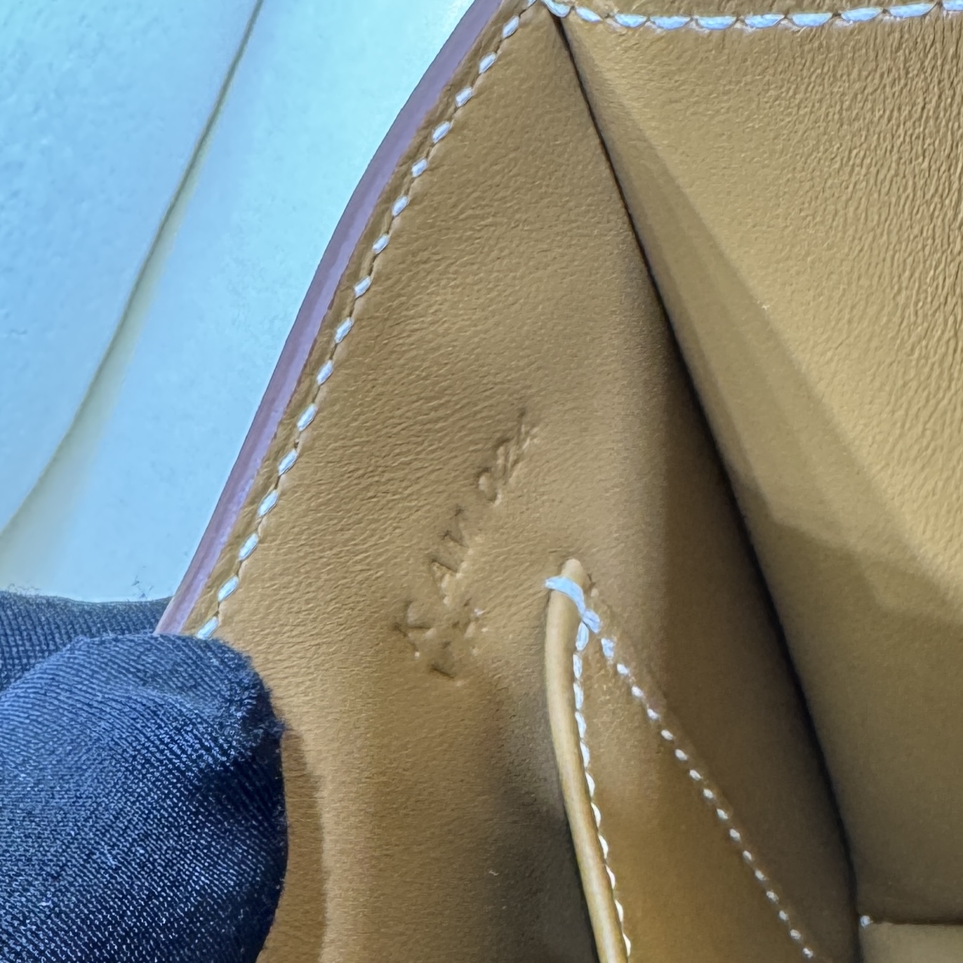 Elegant Leather Shoulder Bag with Adjustable Straps & Mirror, Versatile Design 7 i1760254756717 3058 0 5