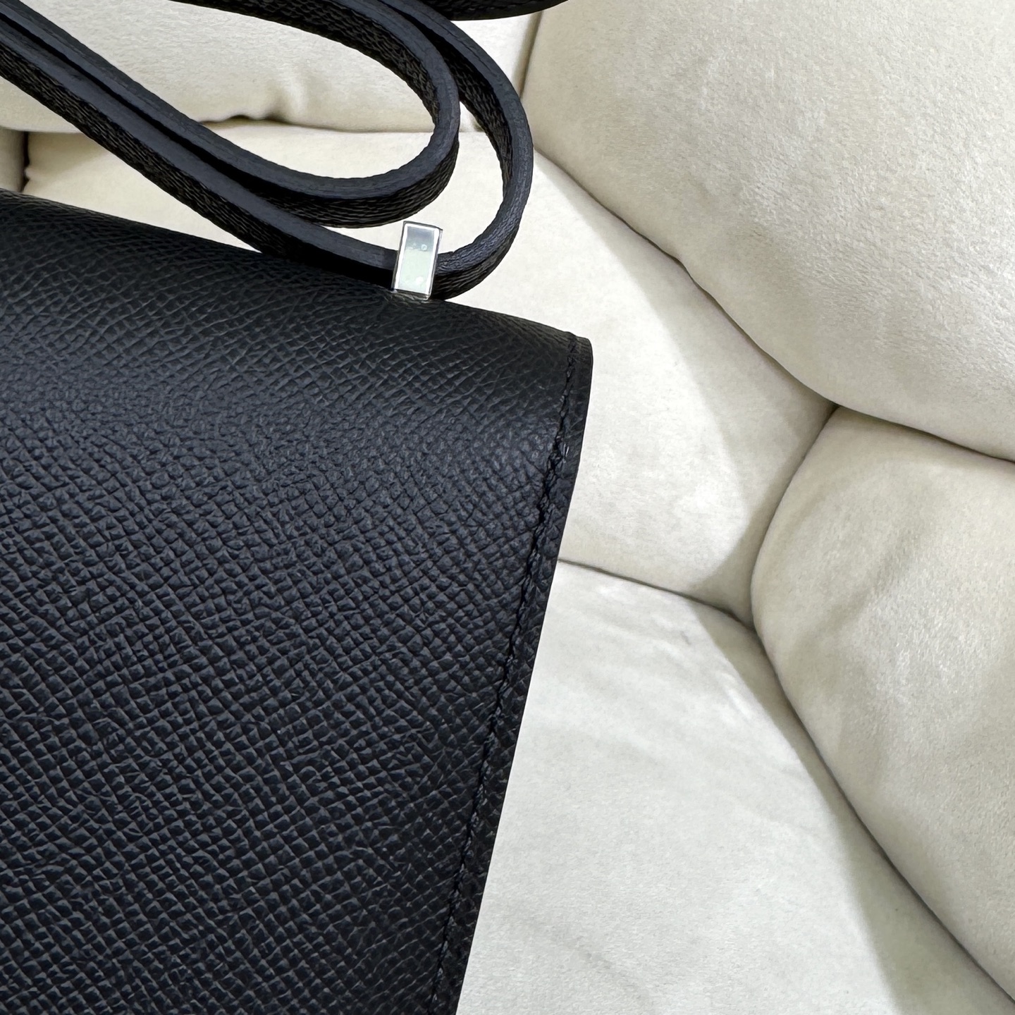 Elegant Elan Shoulder Bag: Versatile Design for Work, Events & Daily Use 10 i1760255279431 9760 0 8