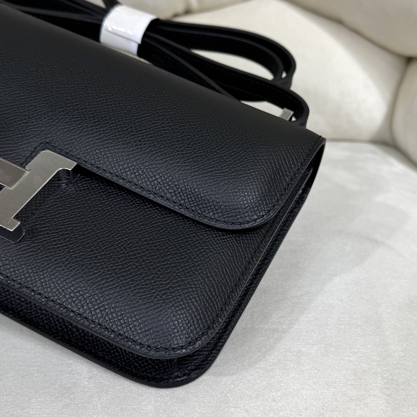 Elegant Elan Shoulder Bag: Versatile Design for Work, Events & Daily Use 8 i1760255280547 3964 0 6