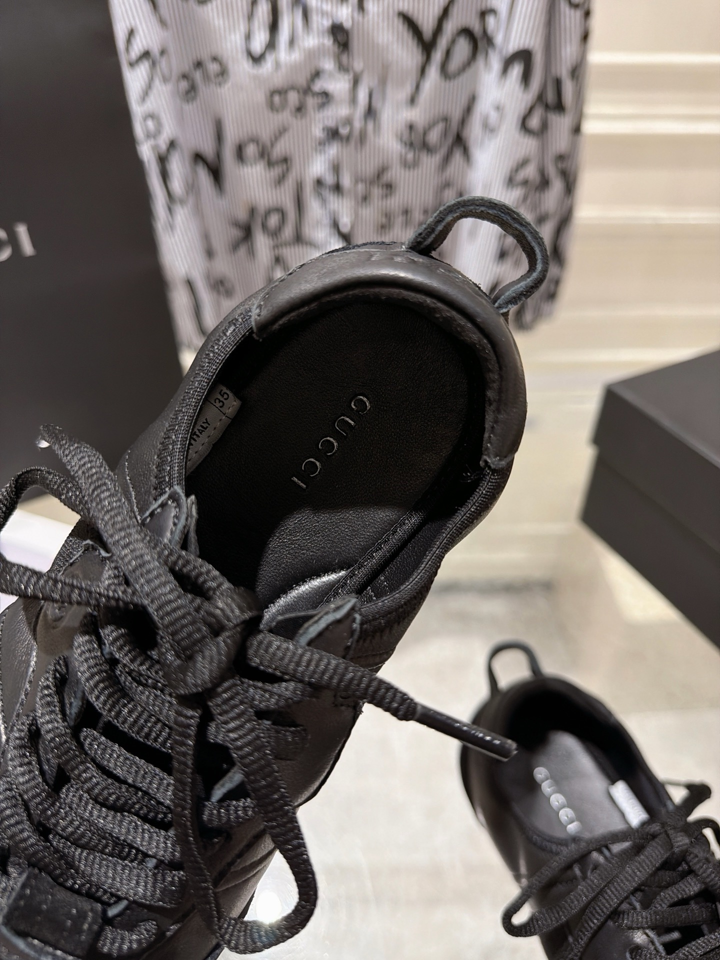 Gucci Sneakers