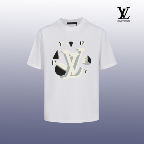 Louis Vuitton Men's Classic Graphic Print Short Sleeve T-Shirt - White 1 Louis Vuitton Men's Classic Graphic Print Short Sleeve T-Shirt - White