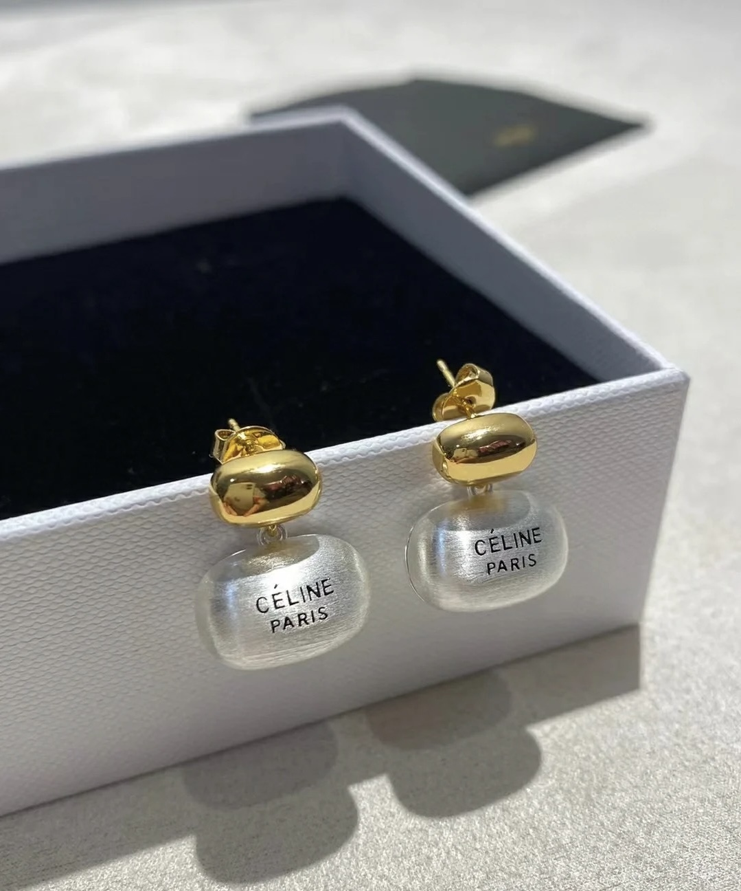 셀린느 귀걸이 69663 Celine Earrings