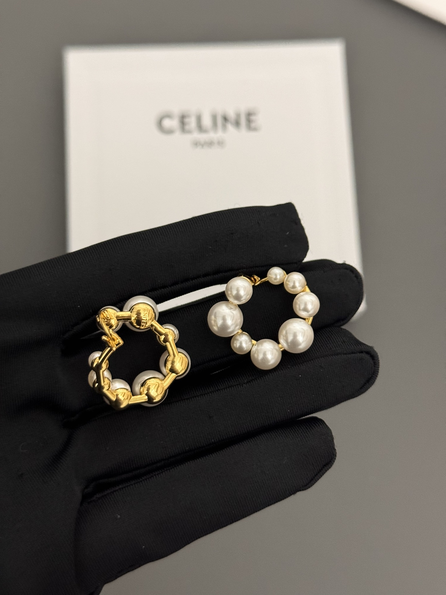Stylish Half-Round Céline Earrings: High-Quality Design for Goddesses at ¥220 - 图片 3
