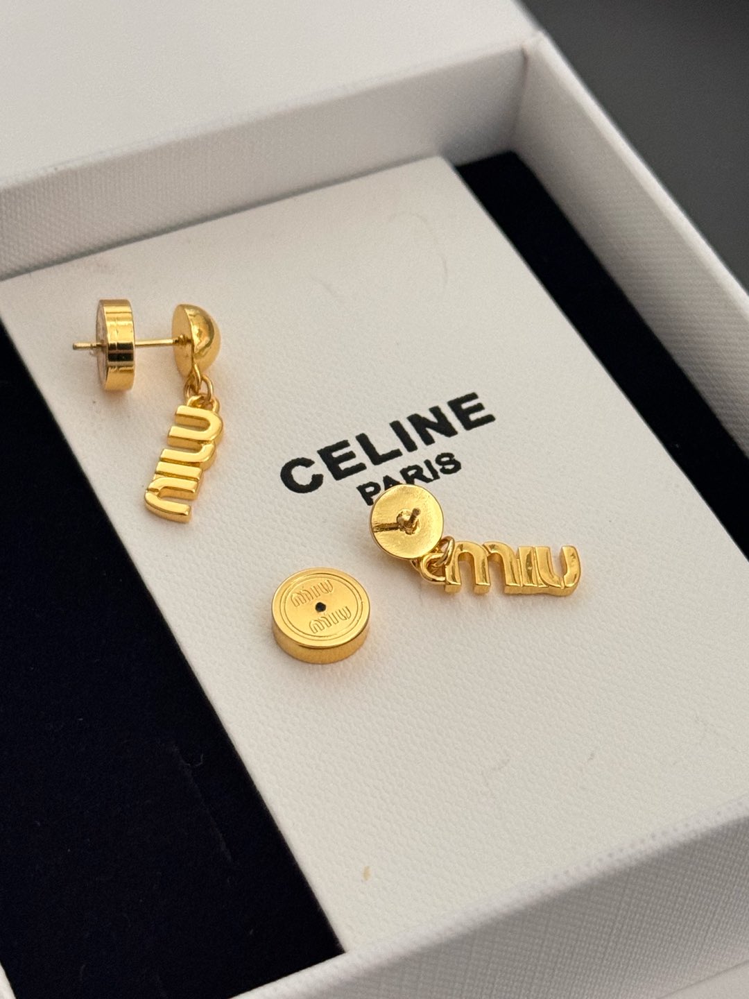 Celine Серьги гвоздики