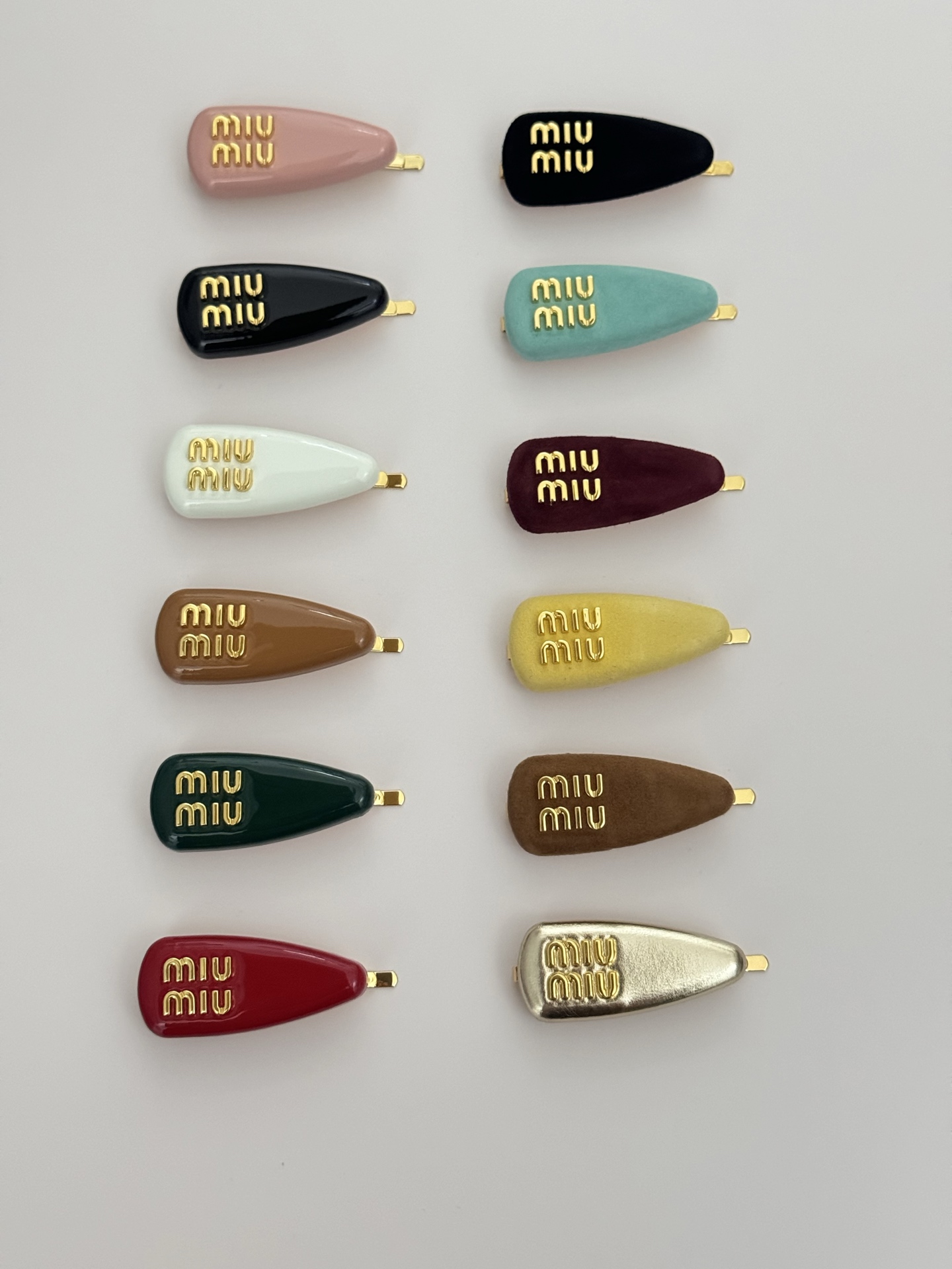 Stylish Hairpin: High-Quality Details for a Cute and Unique Look - 图片 4