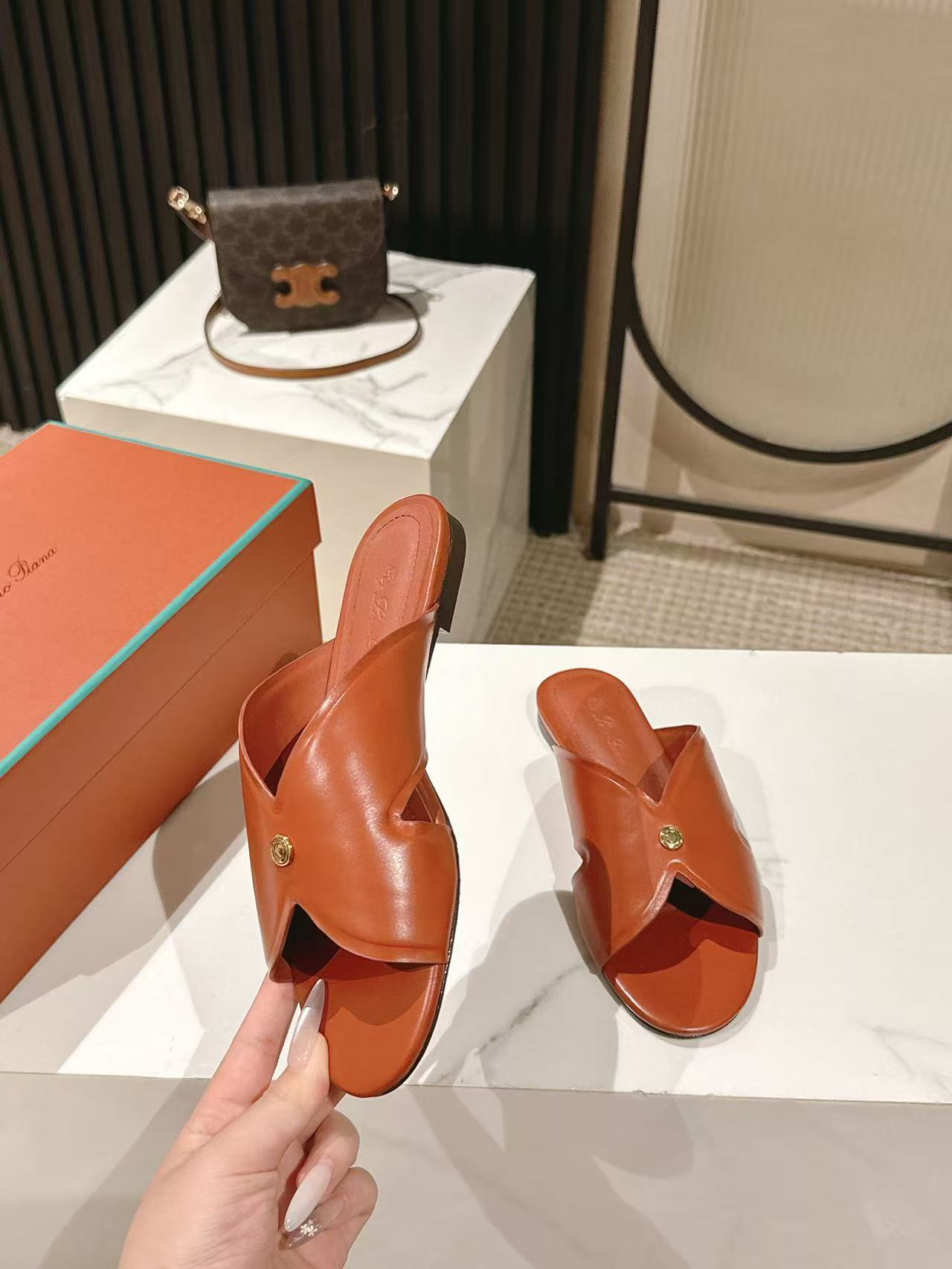 Loro Piana Loro Piana 出品lp 英伦拖鞋
