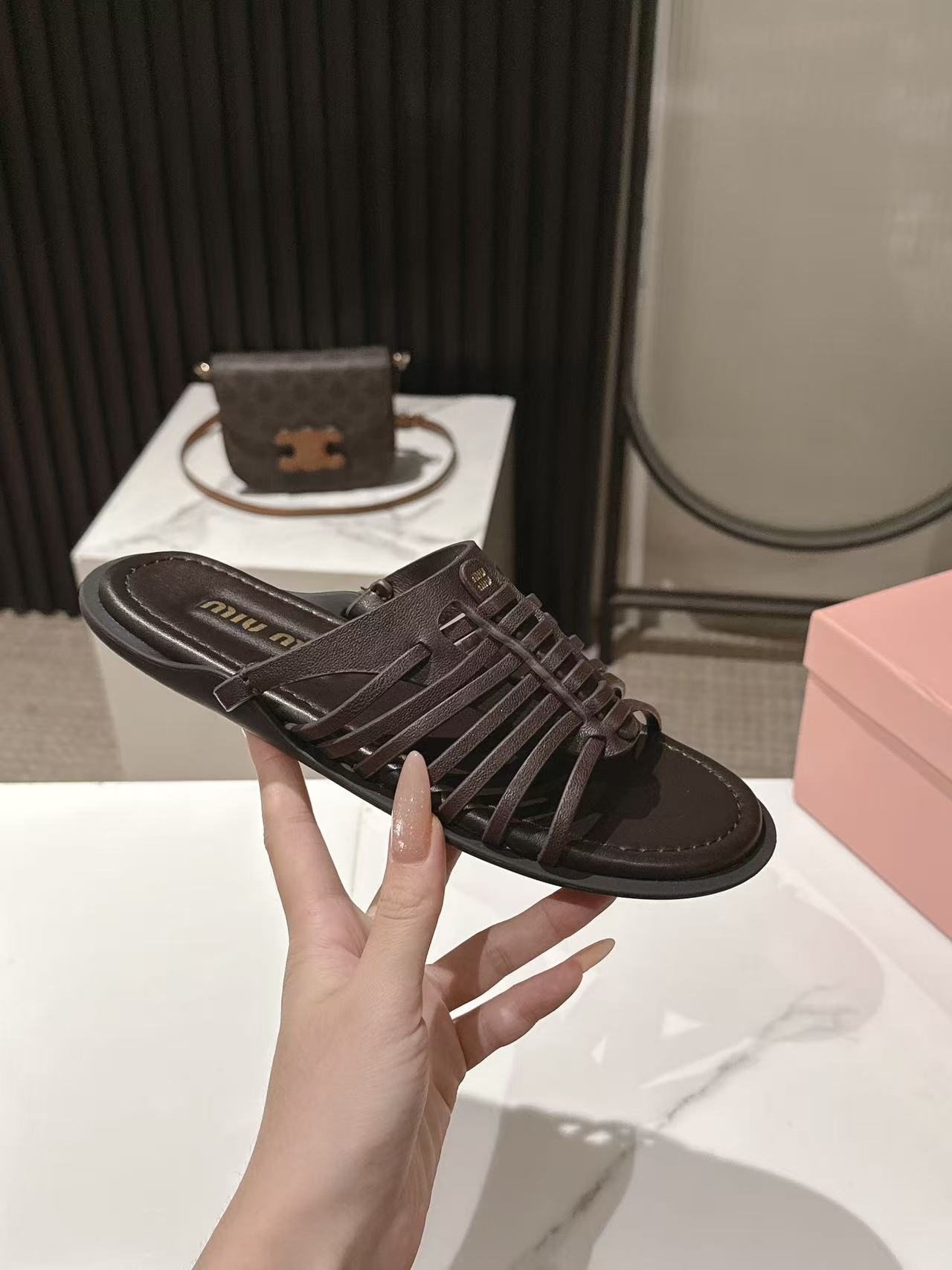 Miu Miu Miu Miu缪缪春夏最新款编织镂空后绊带罗马凉拖鞋