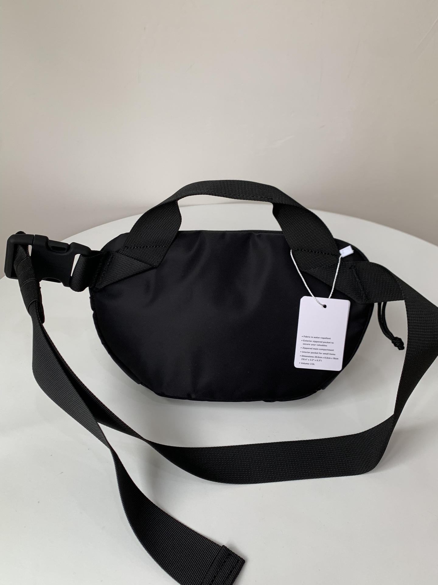 Lulu accessories *Lululemon all day essentials 2.5L Lulu accessories yoga