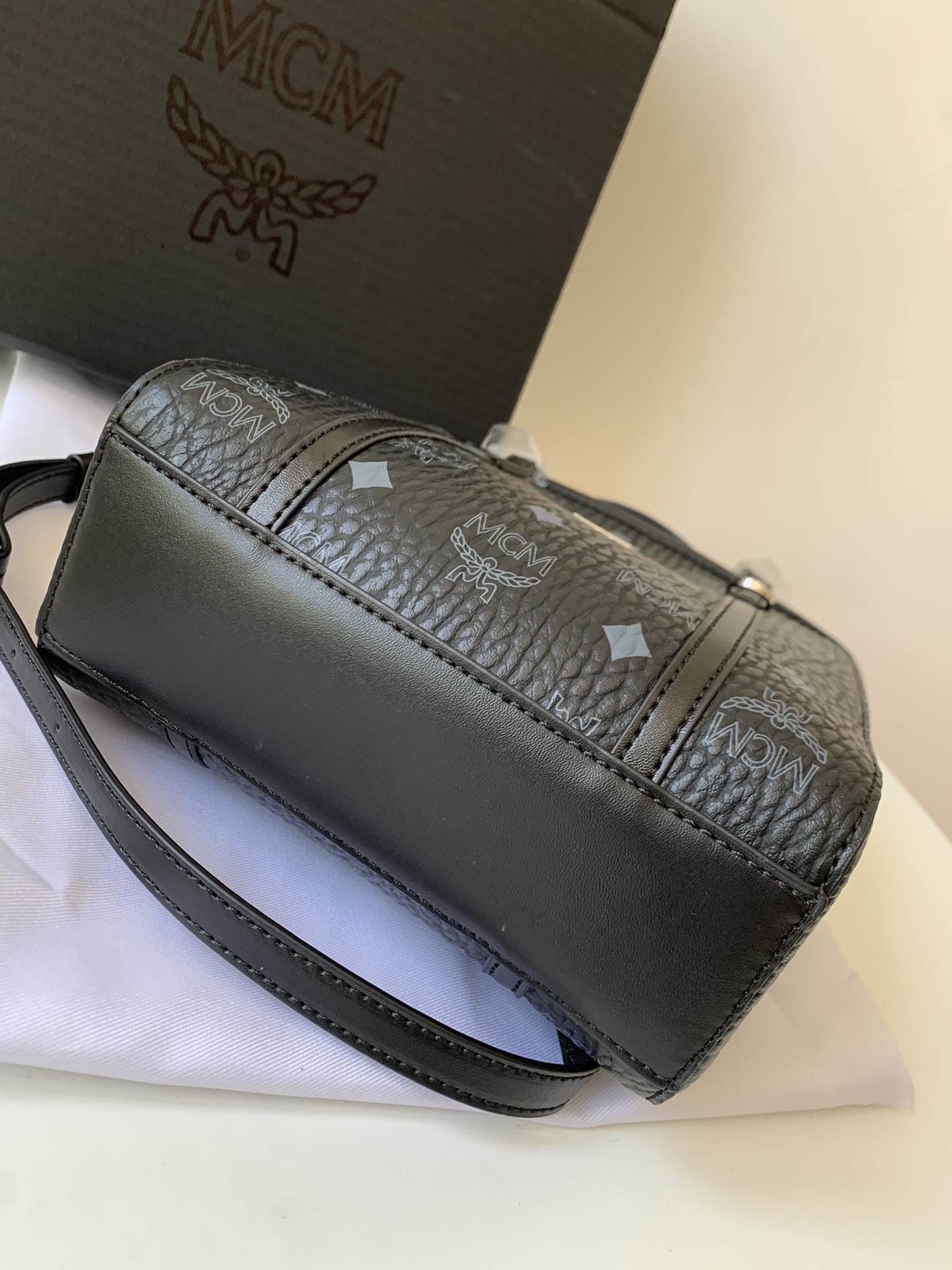 葆蝶家 Bottega Veneta 高定经典皮革女包手袋 #BE320B4F 4