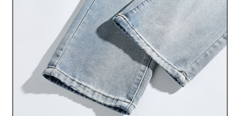 供货价:90💰『高瑞轻量化』常熟特别货,极致做工贸易款,原包装+原吊牌
       MLB/NY洋基队 25ss美式牛仔裤代购版经典复古直筒纯色牛仔休闲裤，干净利落的显瘦裤型，简洁大气的腿部线条，量身定做版的剪裁，随意搭配上衣就显得时髦年轻！松紧腰设计，宽松版型，水洗牛仔面料，舒适透气，上身有型！
颜色：怀旧蓝 磨白灰 浅蓝
尺码：M－3XL
  












