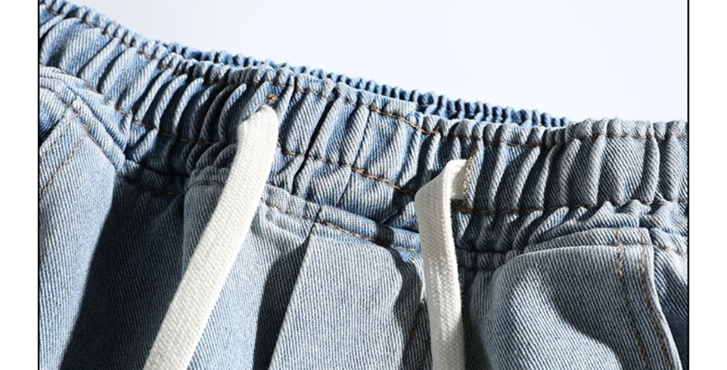 供货价:90💰『高瑞轻量化』常熟特别货,极致做工贸易款,原包装+原吊牌
       MLB/NY洋基队 25ss美式牛仔裤代购版经典复古直筒纯色牛仔休闲裤，干净利落的显瘦裤型，简洁大气的腿部线条，量身定做版的剪裁，随意搭配上衣就显得时髦年轻！松紧腰设计，宽松版型，水洗牛仔面料，舒适透气，上身有型！
颜色：怀旧蓝 磨白灰 浅蓝
尺码：M－3XL
  












