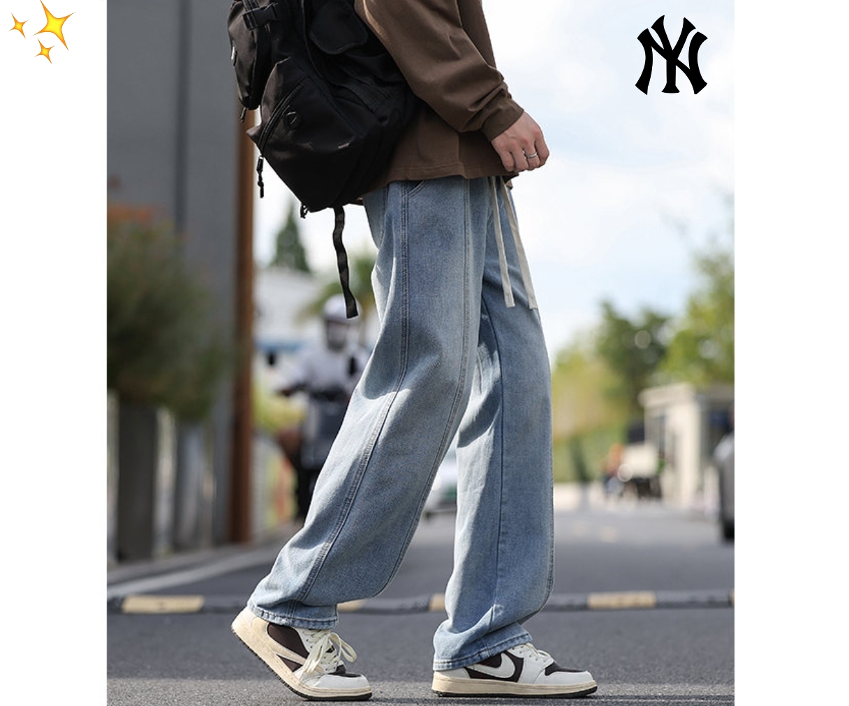 供货价:90💰『高瑞轻量化』常熟特别货,极致做工贸易款,原包装+原吊牌
       MLB/NY洋基队 2025新款潮牌ins高街休闲水洗直筒牛仔裤百搭男女休闲拖地长裤四季款
出行必备
牛仔裤是近几年衣柜里必不可少的,无论长短,牛仔裤的实用性&休闲感都是一流的,其实普通的牛仔裤对于穿法和搭配还是挺讲究的,让牛仔裤变开了百搭神器,无论是普通的棉鞋,运动鞋,还是高邦的帆布鞋或者皮靴,都能穿出最时尚的花,对于上衣的搭配也很随性,怎么穿都好看。
潮范机能 水洗设计 个性十足 不起球不变形透气舒适 活性定染工艺 不褪色 加厚水洗斜纹工装棉面料,不粘毛,不掉色,上身立体有型,裤身LOGO简约印花,不变形不脱落,做工复杂精致,绝对的原单品质。 
颜色:浅蓝 深怀旧 蓝灰 黑色
尺码表:M-3XL
尺码详情看图九