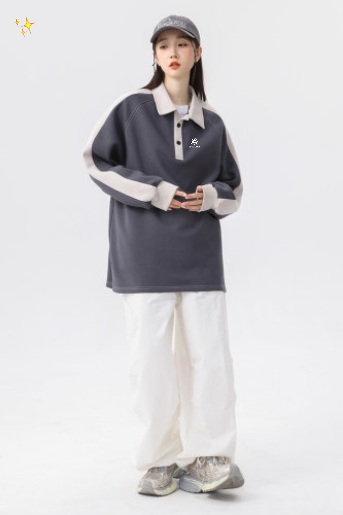 供货价:90💰『高瑞轻量化』常熟特别货,极致做工贸易款,原包装+原吊牌
     凯乐石/KAILAS新品情侣款秋季翻领拼接加厚卫衣
25年凯乐石的新款翻领卫衣采用Polo衫式的翻领设计，既休闲又带有一些正式感，适合多种场合穿着。
卫衣多采用轻便、透气的面料，如棉质或混纺材料，确保在春秋季温暖天气中穿着舒适。
卫衣上凯乐石的Logo彰显品牌
这类卫衣既可以单穿，也可以作为内搭，搭配外套或夹克，适合春季多变的天气。
颜色： 白色 灰色 墨绿
尺码：M-3XL










