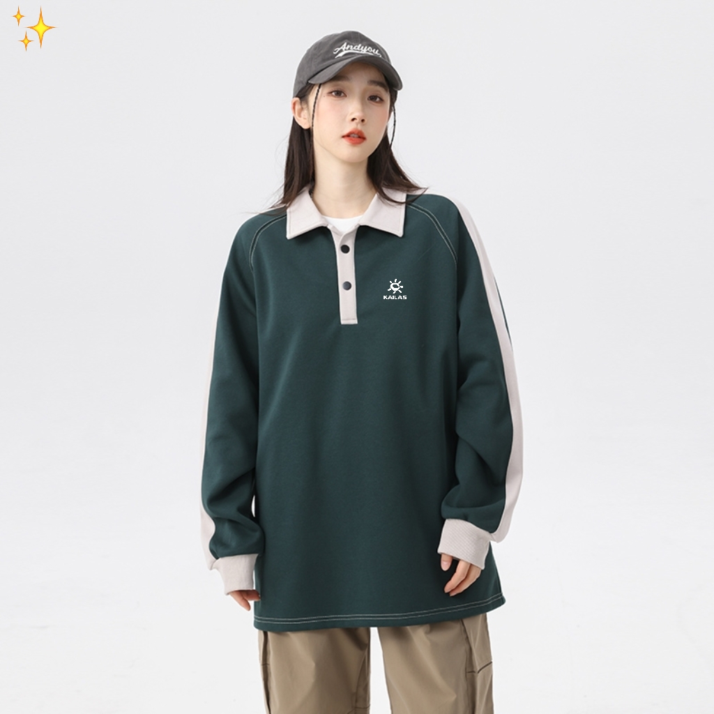 供货价:90💰『高瑞轻量化』常熟特别货,极致做工贸易款,原包装+原吊牌
     凯乐石/KAILAS新品情侣款秋季翻领拼接加厚卫衣
25年凯乐石的新款翻领卫衣采用Polo衫式的翻领设计，既休闲又带有一些正式感，适合多种场合穿着。
卫衣多采用轻便、透气的面料，如棉质或混纺材料，确保在春秋季温暖天气中穿着舒适。
卫衣上凯乐石的Logo彰显品牌
这类卫衣既可以单穿，也可以作为内搭，搭配外套或夹克，适合春季多变的天气。
颜色： 白色 灰色 墨绿
尺码：M-3XL










