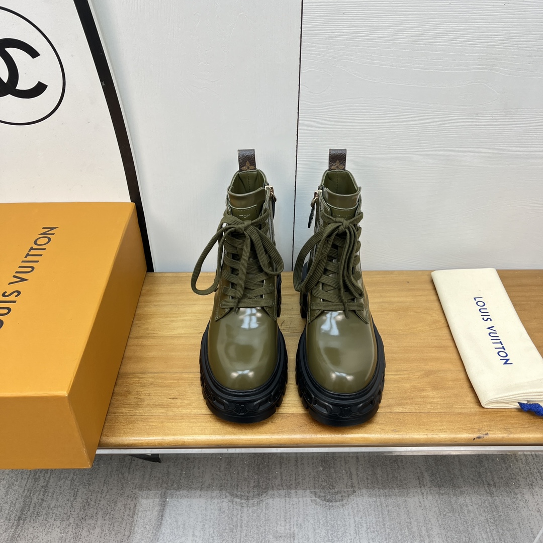 NO:543845,LOUI* VUITTO* | Llu brand new Chelsea nude boots Chain embossed design style thick-soled short boots Heel height: 5.5cm Size 35-39 Customized 64, snow boots, louis vuitton, louis vuitton, boots19860909LOUI* VUITTO* | L驴牌新款 切尔西裸靴子 链条浮雕设计风厚底短靴 跟高:5.5cm 码数 35-39订做64,雪地靴,louis vuitton,louis vuitton,boots,Women's Shoes