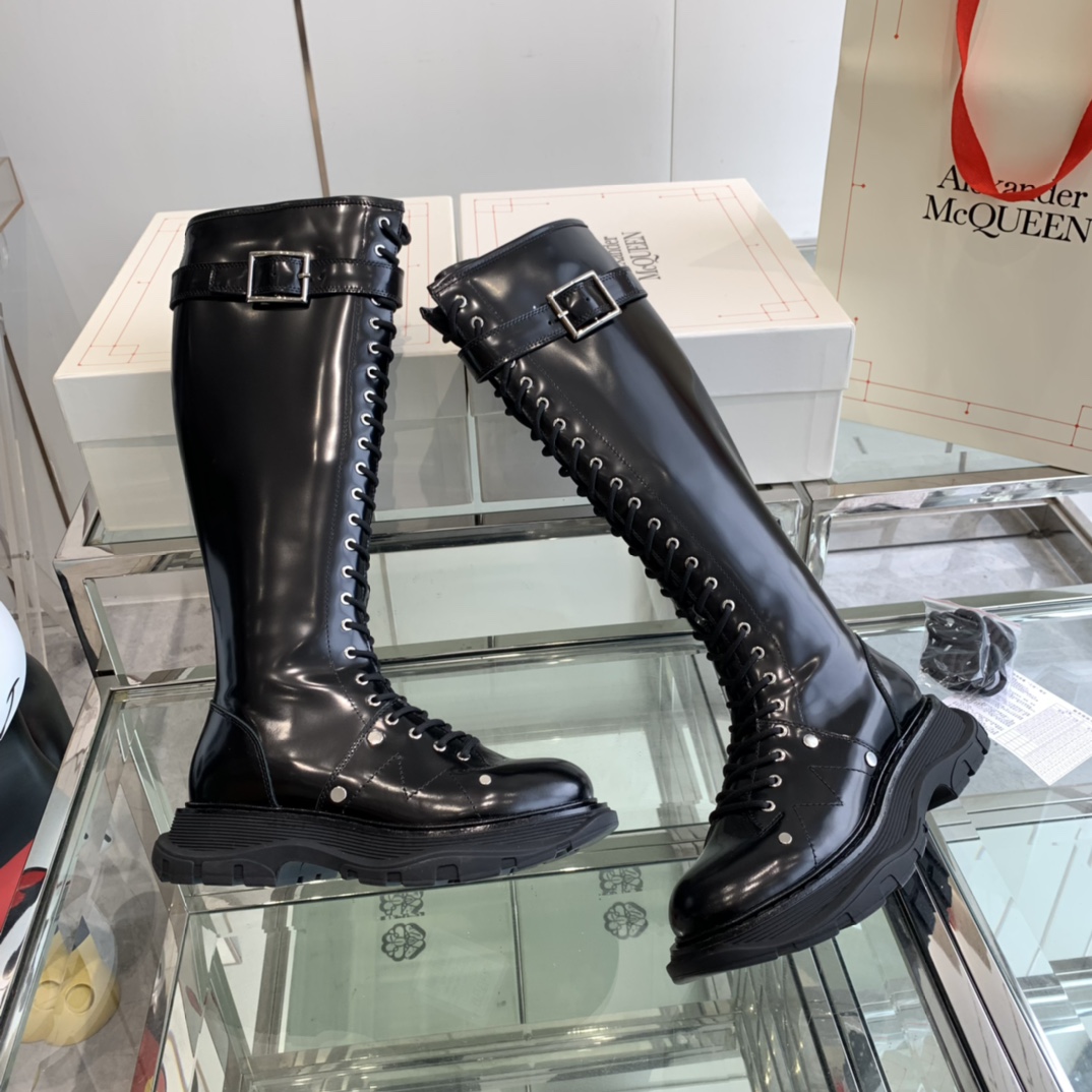 “Alexander McQueen Classic Martin Boots: Gulinaza, Celeb Favorites, High-Quality Materials, Size 35-40” - 图片 9