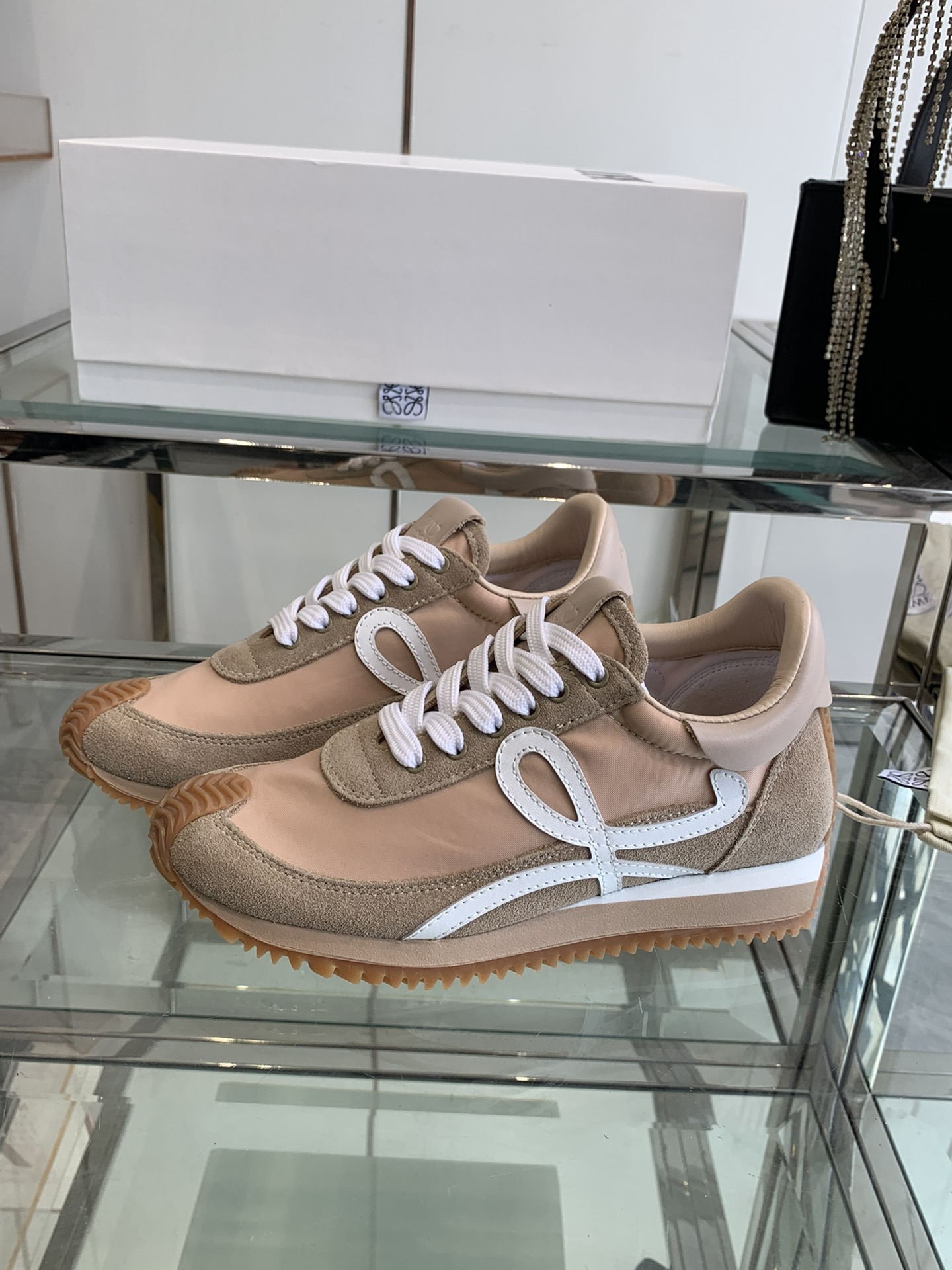 [Loewe Women