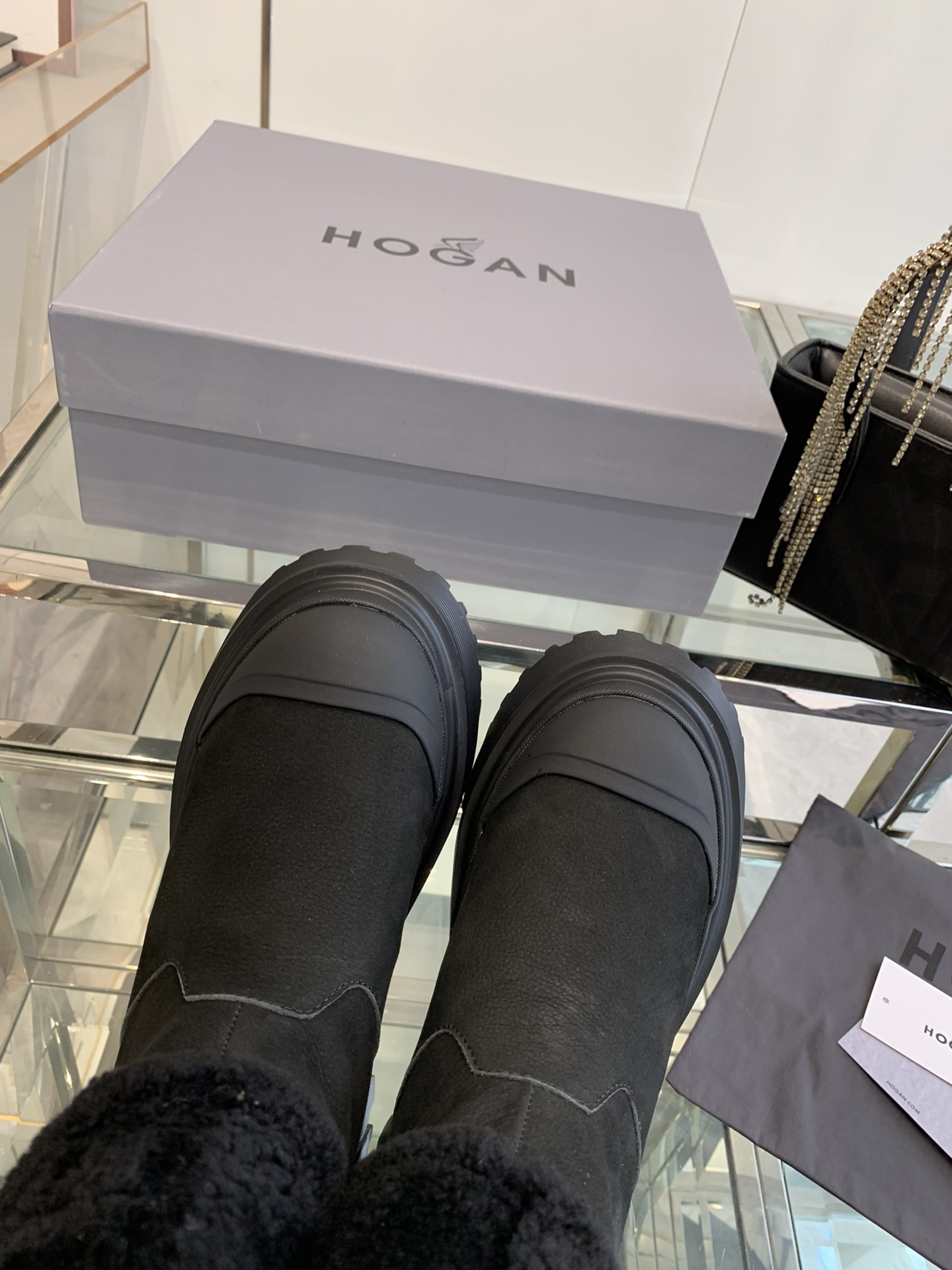 HHOGAN 24ss Wool Snow Boots: Warm, Comfortable, and Stylish for Autumn/Winter - 图片 4