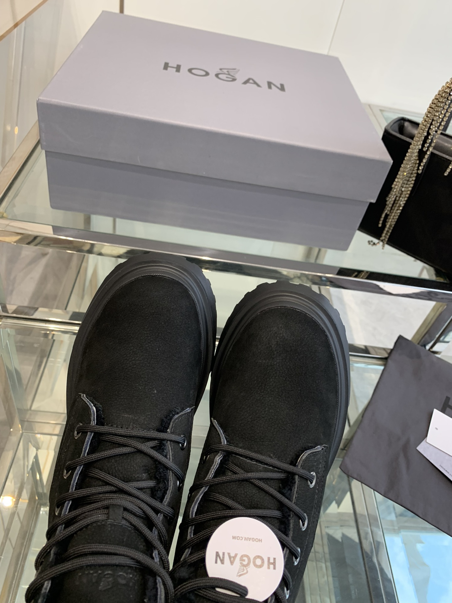 HHOGAN 24ss Wool Snow Boots: Warm, Comfortable, and Stylish for Autumn/Winter - 图片 4