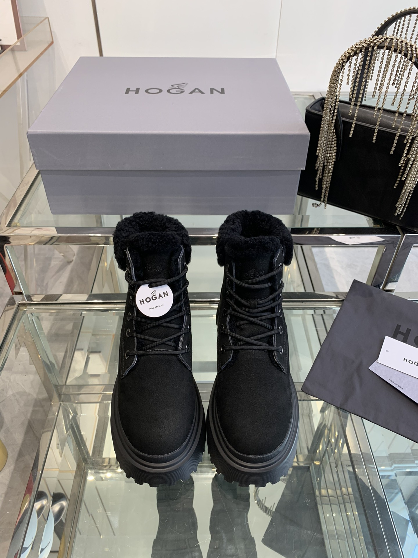 HHOGAN 24ss Wool Snow Boots: Warm, Comfortable, and Stylish for Autumn/Winter - 图片 9