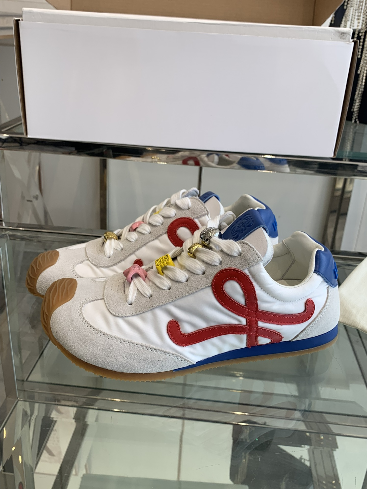 [Loewe Women