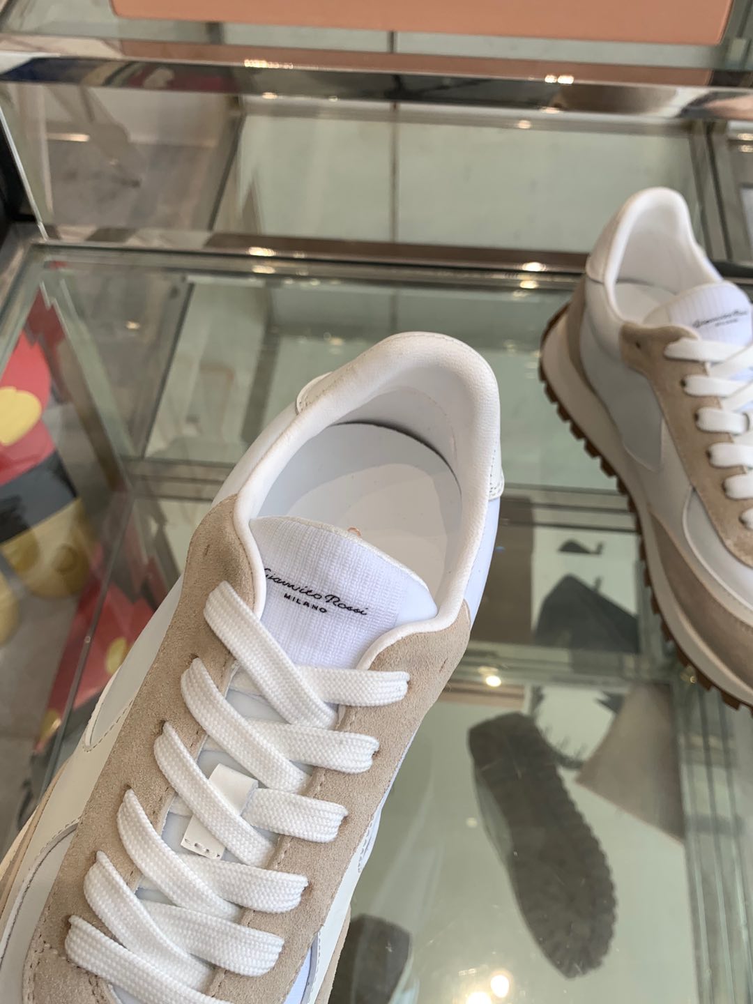 Gianvito Rossi Luxury White Shoes Collection Overview - 图片 3