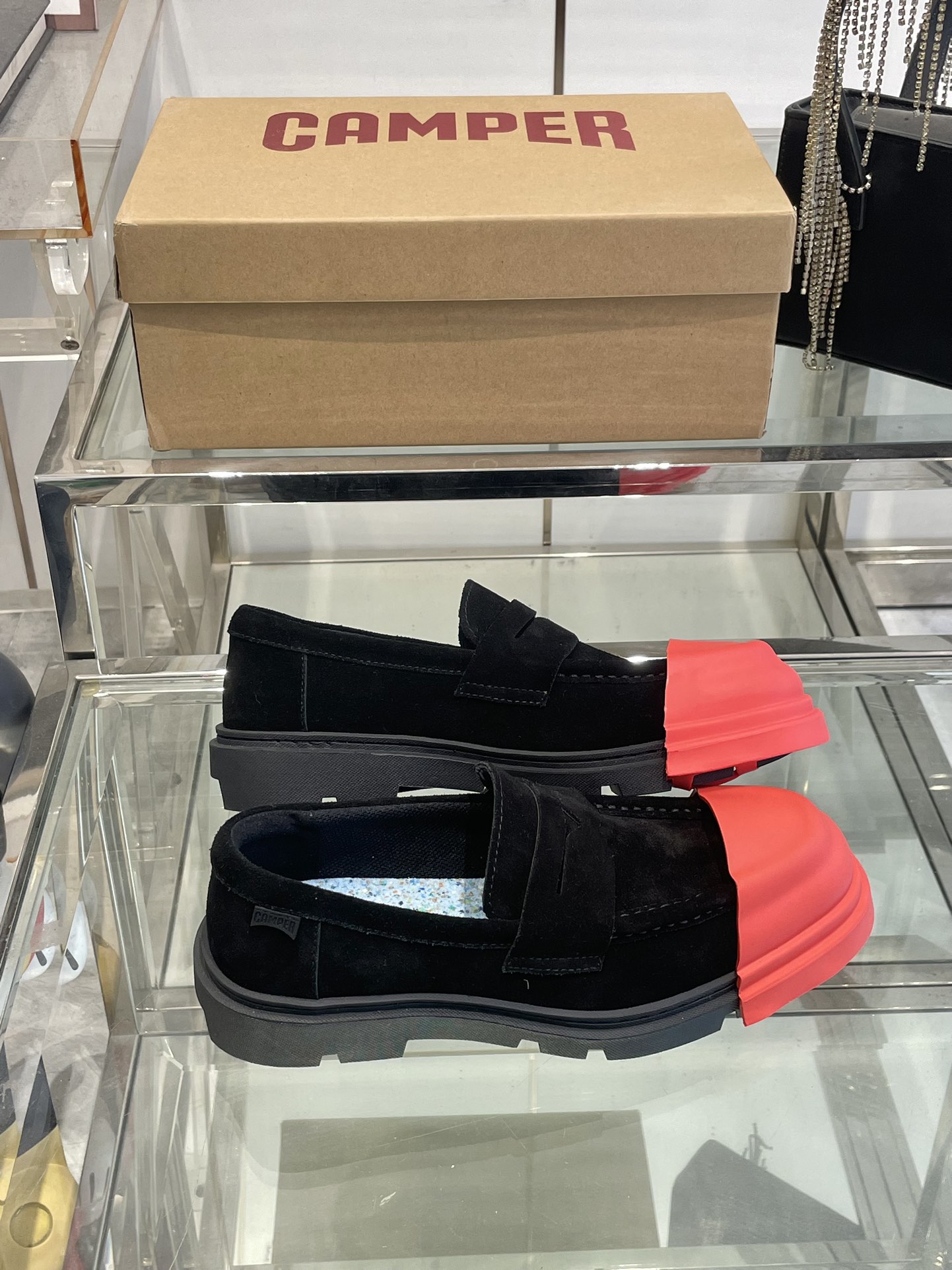 High-Quality Quilts and Shoes with Spanish Flair for Spring and Summer - 图片 7