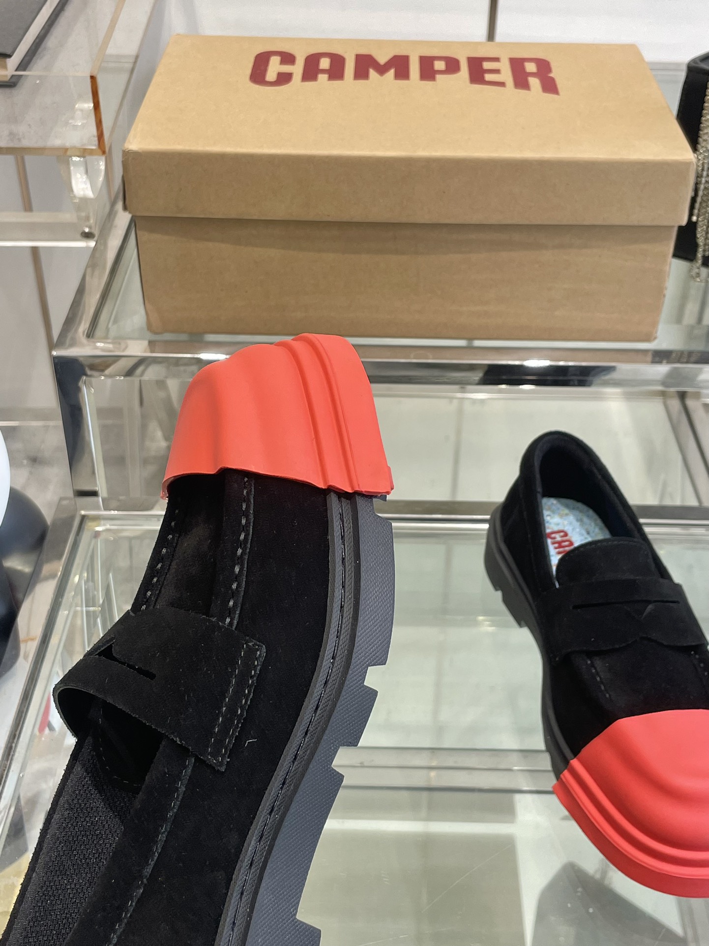 High-Quality Quilts and Shoes with Spanish Flair for Spring and Summer - 图片 6