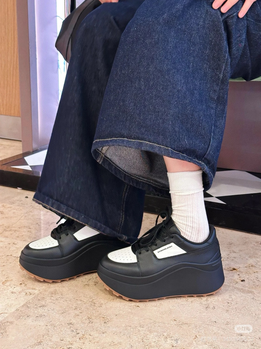 NO:240672,Foot pictures, casual shoes/sports shoes, sneakers19860909上脚图,休闲鞋/运动鞋,sneakers,Women's Shoes