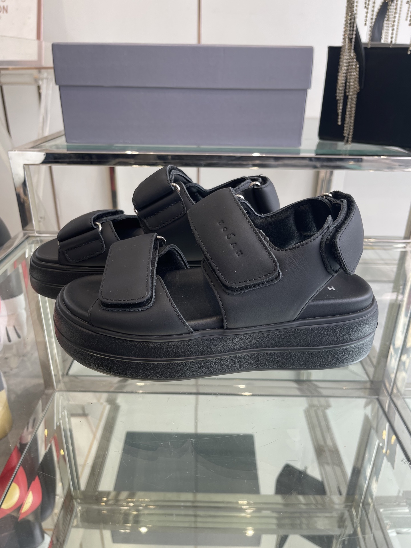 Hogan Skyscraper Sandals: Summer Footwear Redefining Comfort and Style - 图片 2