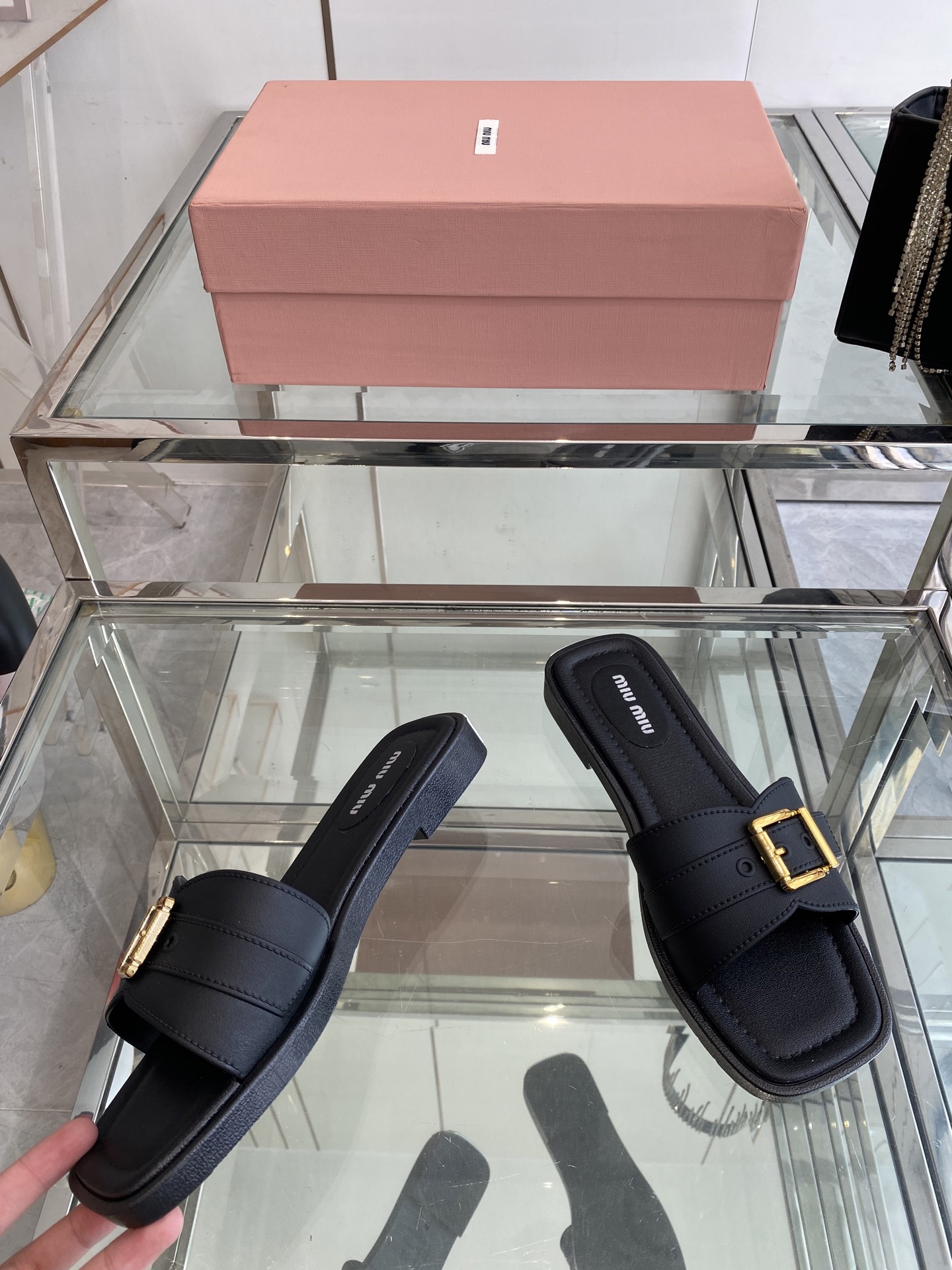 Miu Miu Miu 缪缪 25ss新款 平底拖鞋