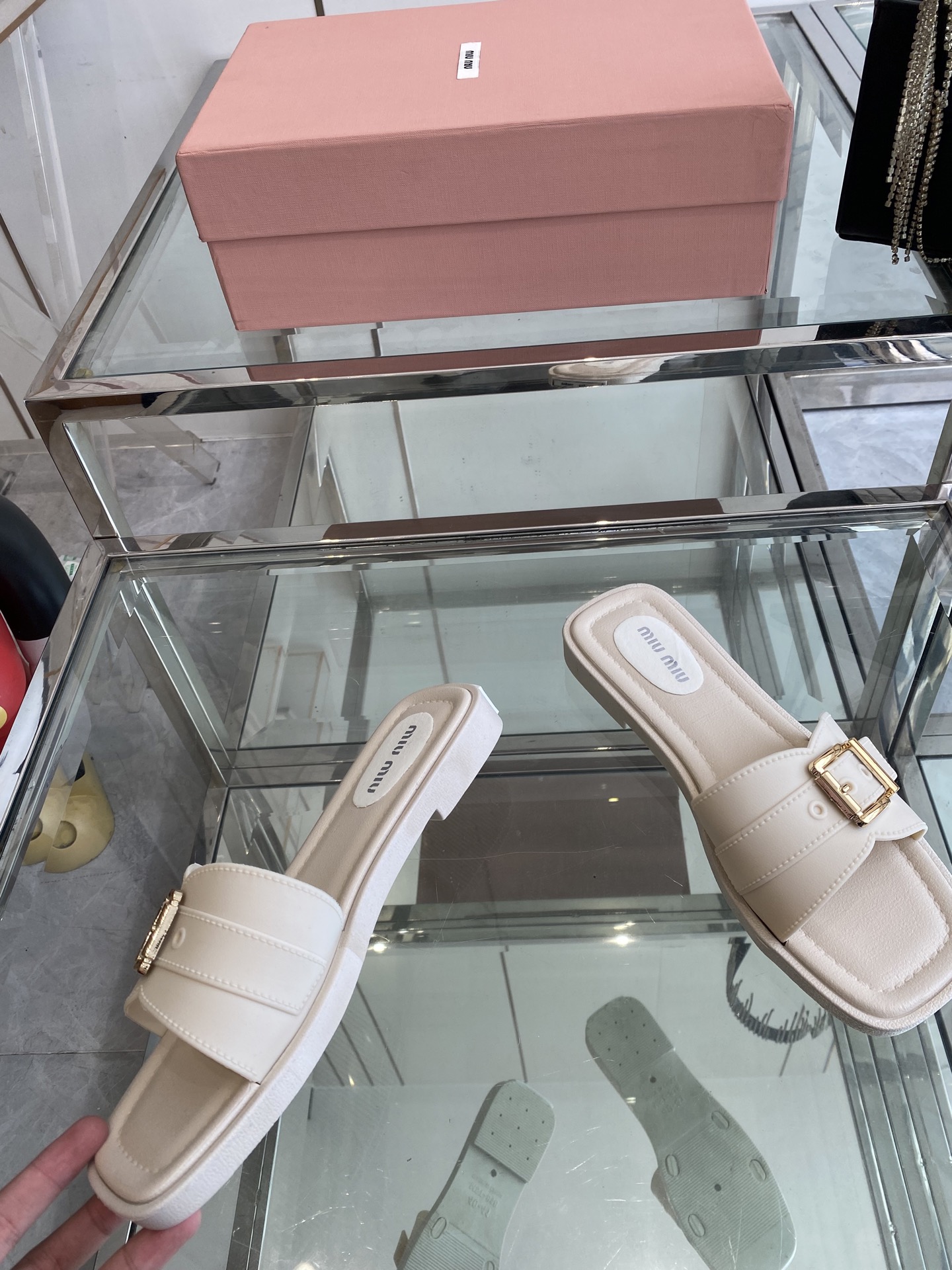 Miu Miu Miu 缪缪 25ss新款 平底拖鞋