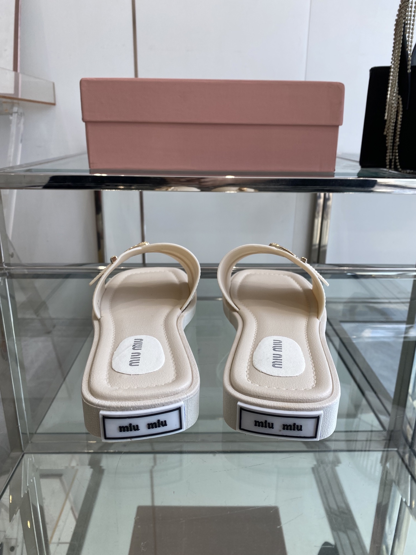 Miu Miu Miu 缪缪 25ss新款 平底拖鞋