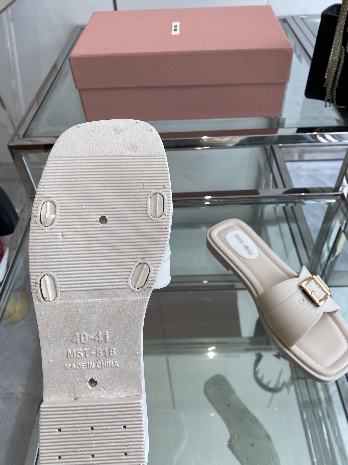 Miu Miu Miu 缪缪 25ss新款 平底拖鞋