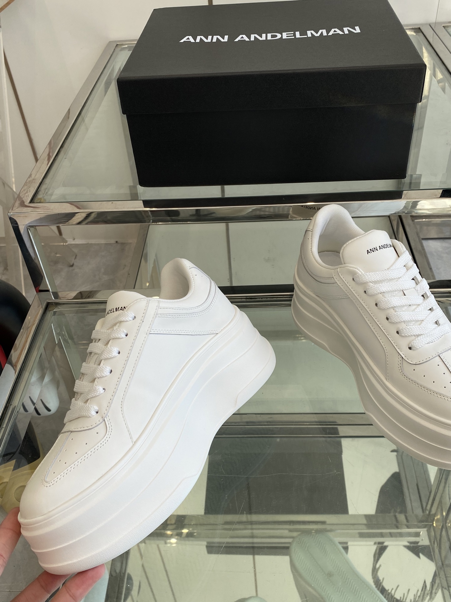 Exciting German-Teaching Shoes with Sheepskin Fabric and TPU Bottom, Code 35-40. - 图片 3