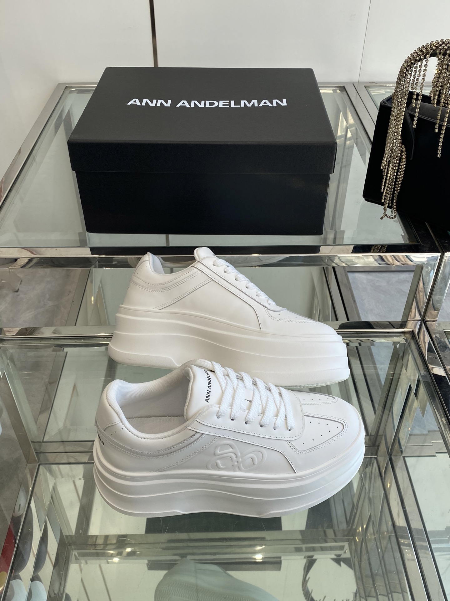 Exciting German-Teaching Shoes with Sheepskin Fabric and TPU Bottom, Code 35-40. - 图片 7