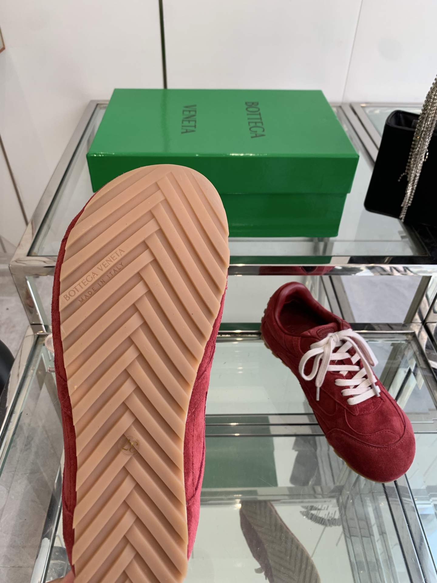 Bottega Veneta BV Orbit Flash Retrospective Sports Shoes: Lightweight, Comfortable, Stylish Summer Sneakers - 图片 4