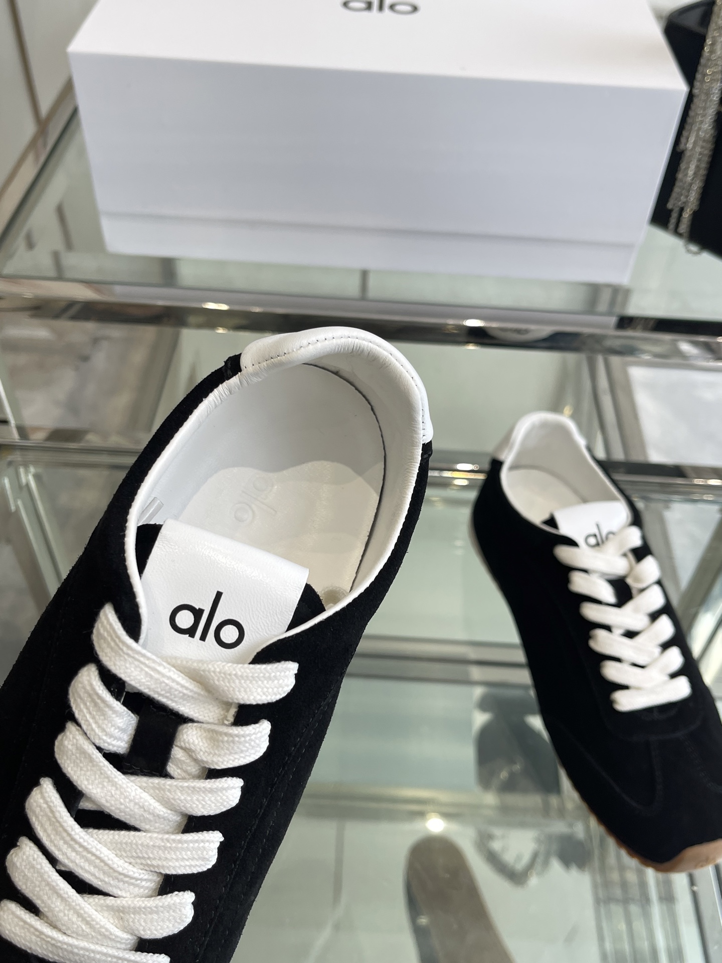 “648 Alo 25SS Lightweight Sock Set Sneakers in Original Oxen Skin Fabric – Sizes 35-45” - 图片 4
