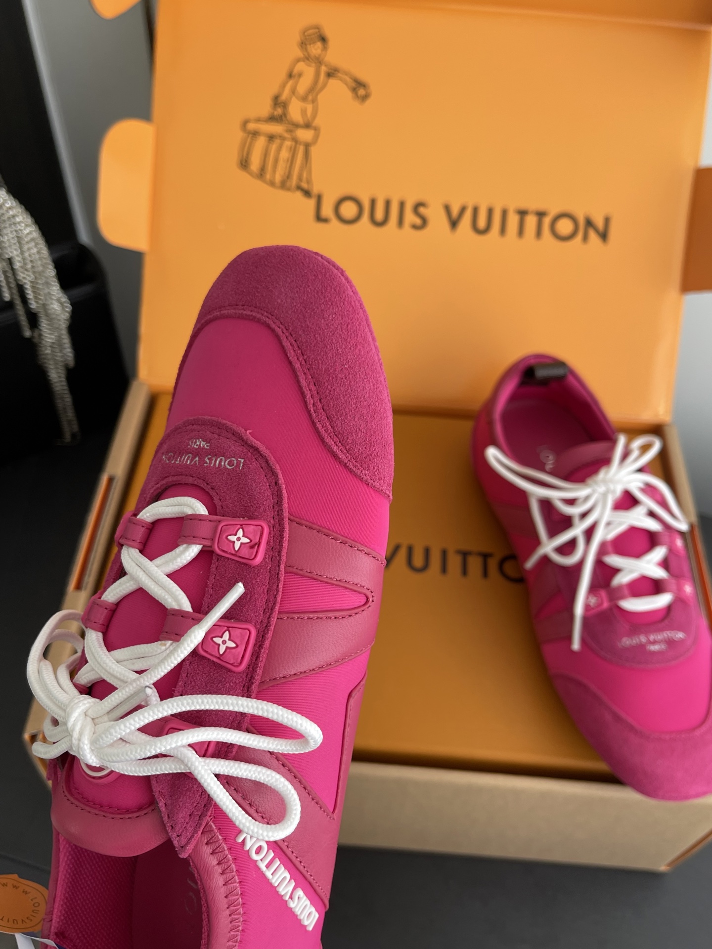 Louis Vuitton Sneakers