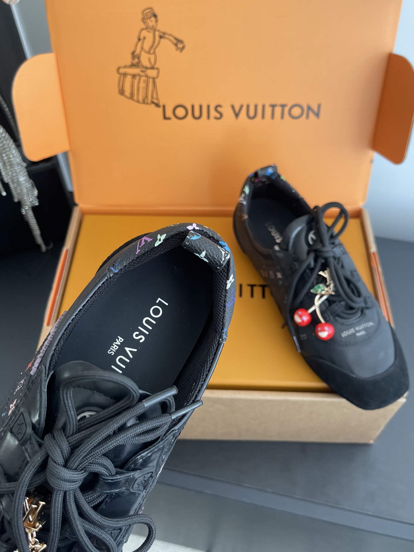 Louis Vuitton Sneakers