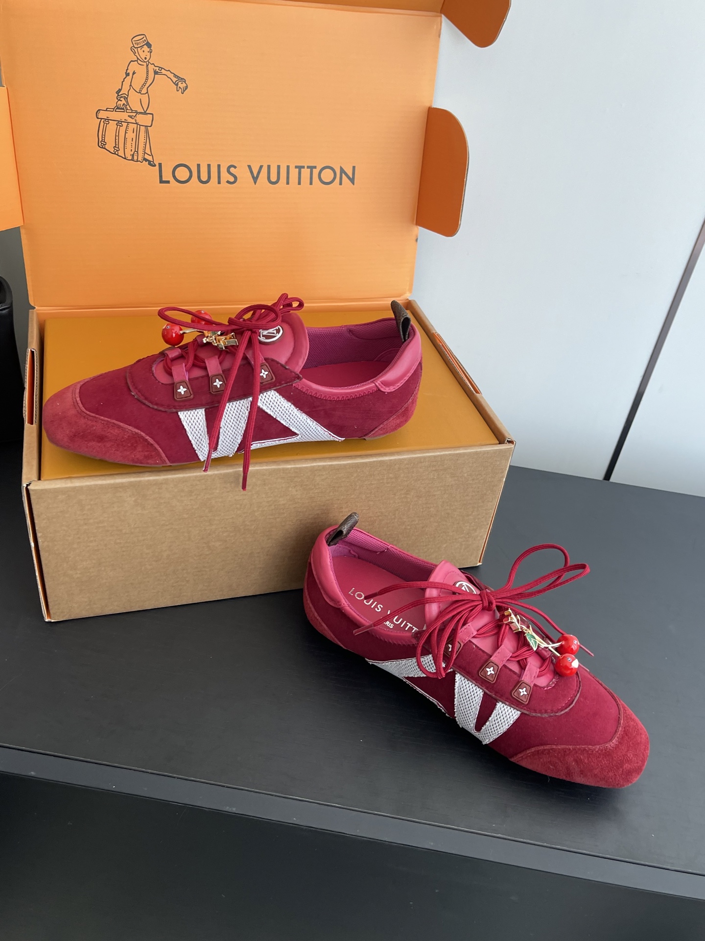 Louis Vuitton Sneakers