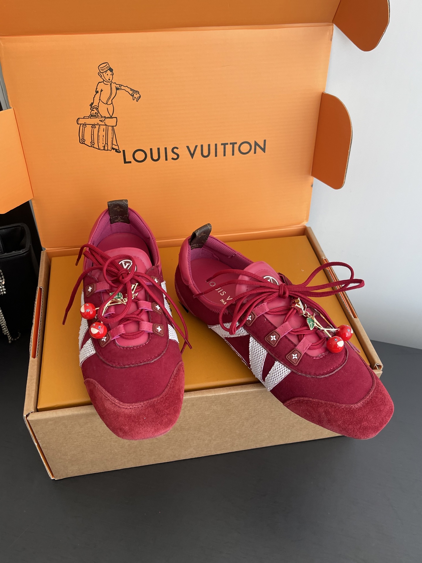 Louis Vuitton Sneakers