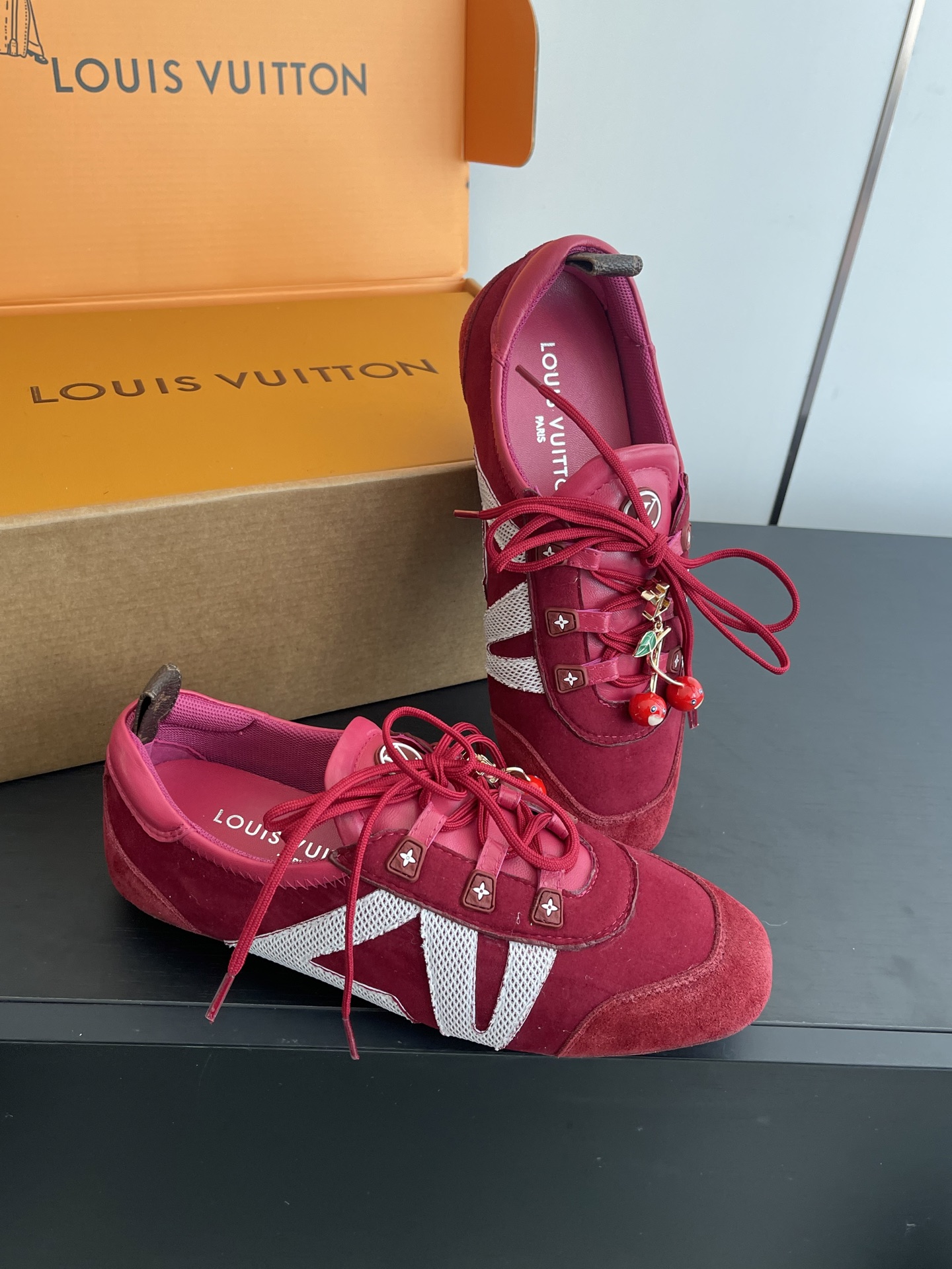 Louis Vuitton Sneakers