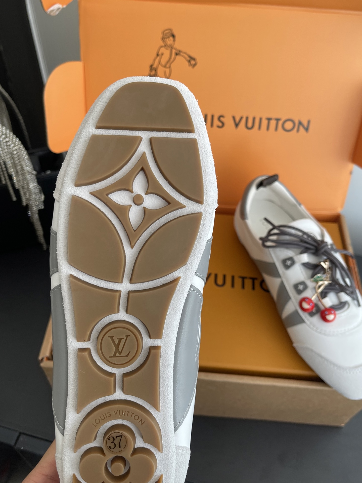 Louis Vuitton Sneakers