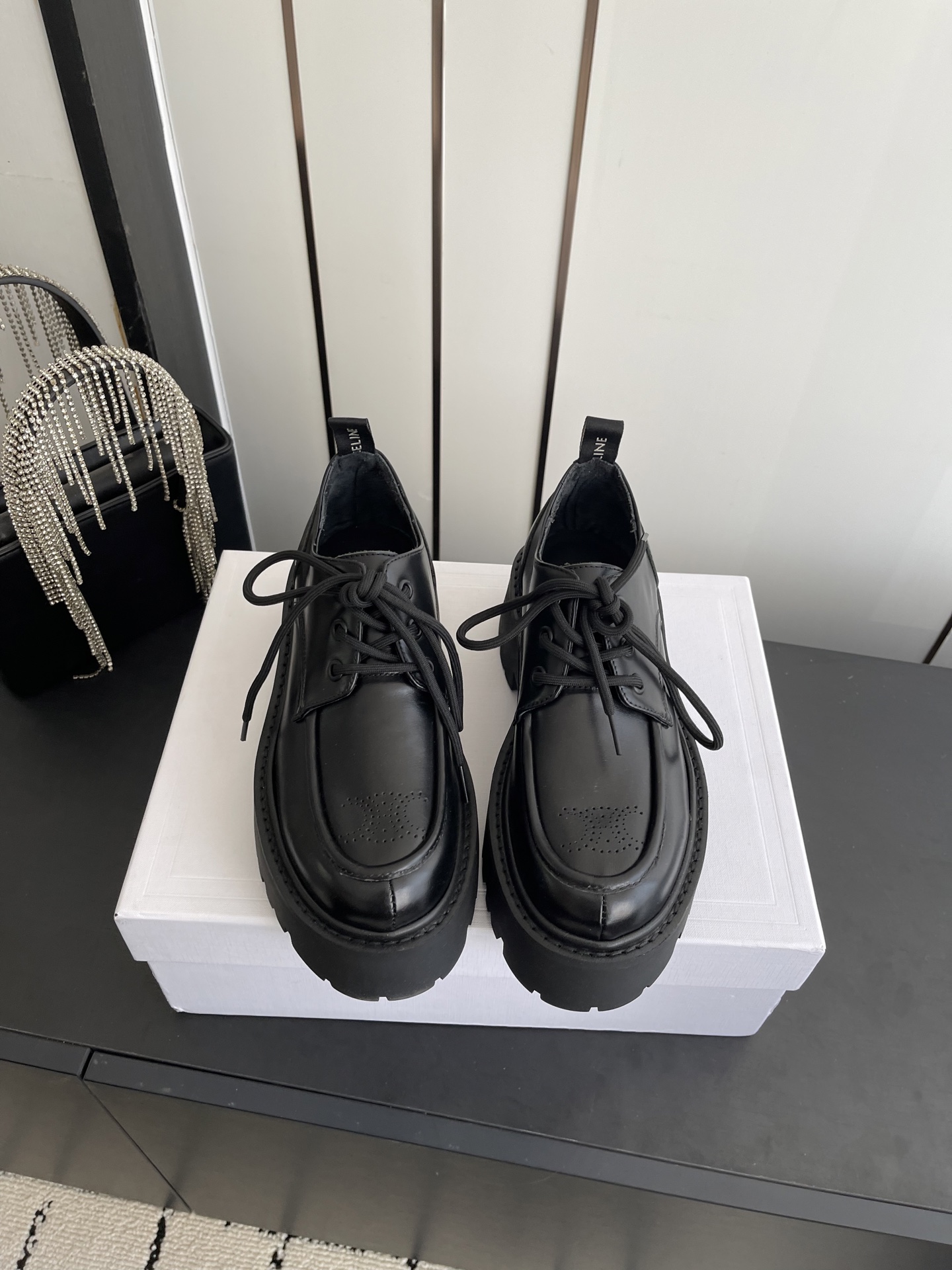 NO:891074,/Celine new British style casual shoes, upper cowhide/waxed cowhide, lining foot cowhide, size 35-41 (40.41 customized), loafers, celine, loafers, cowhide19860909/赛琳新品英伦风 休闲鞋 鞋面牛皮/蜡油牛皮 内里垫脚牛皮 尺码35-41（40.41定做）,乐福鞋,celine,loafers,cowhide,Women's Shoes