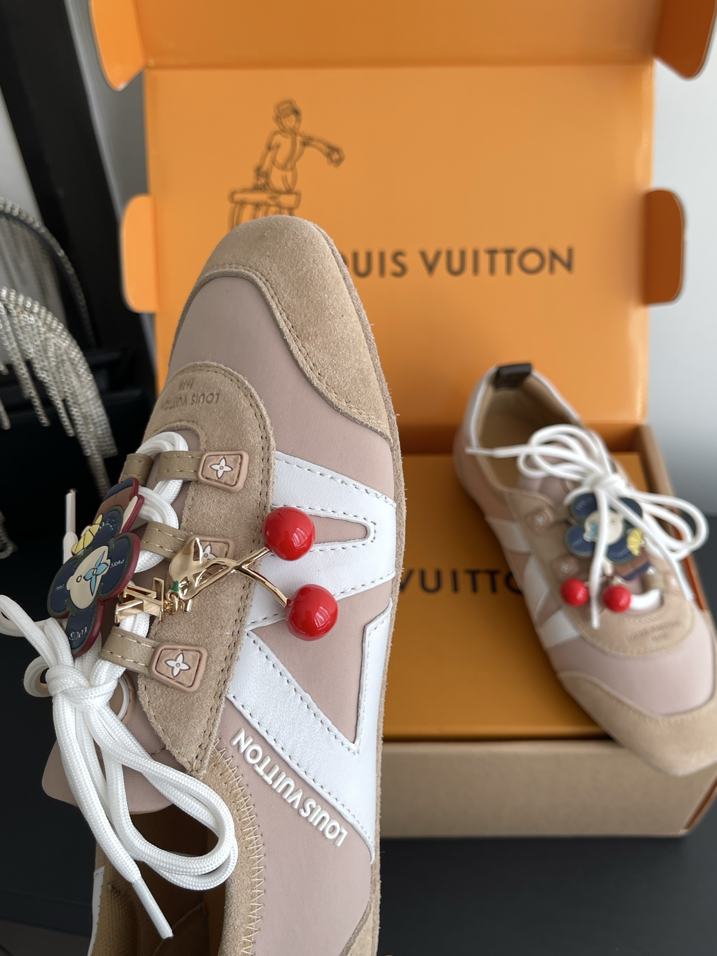 Louis Vuitton Sneakers