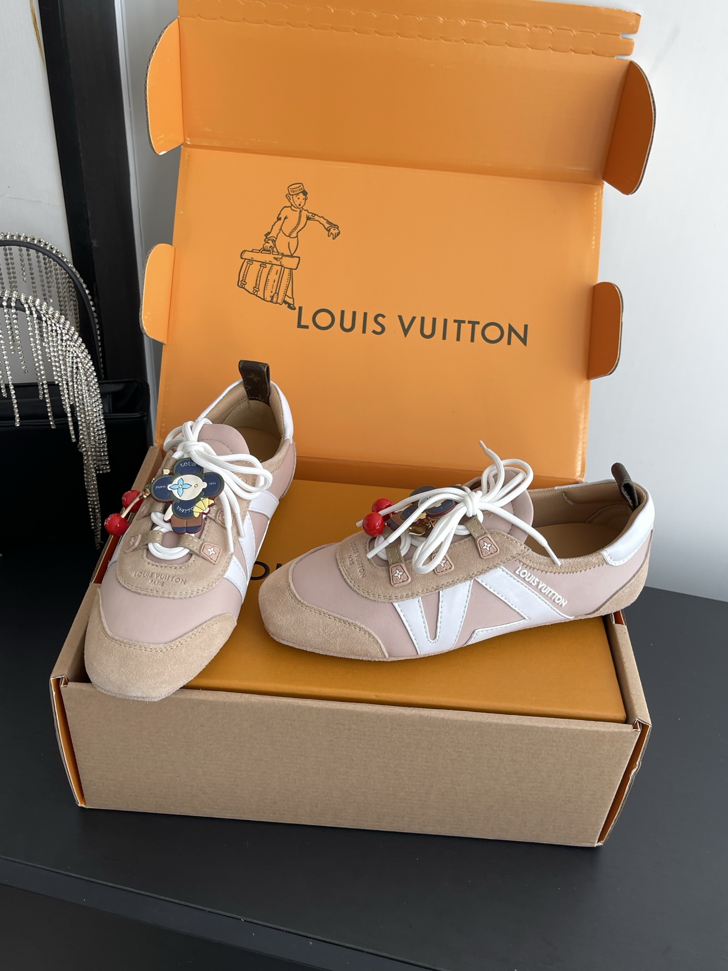 Louis Vuitton Sneakers